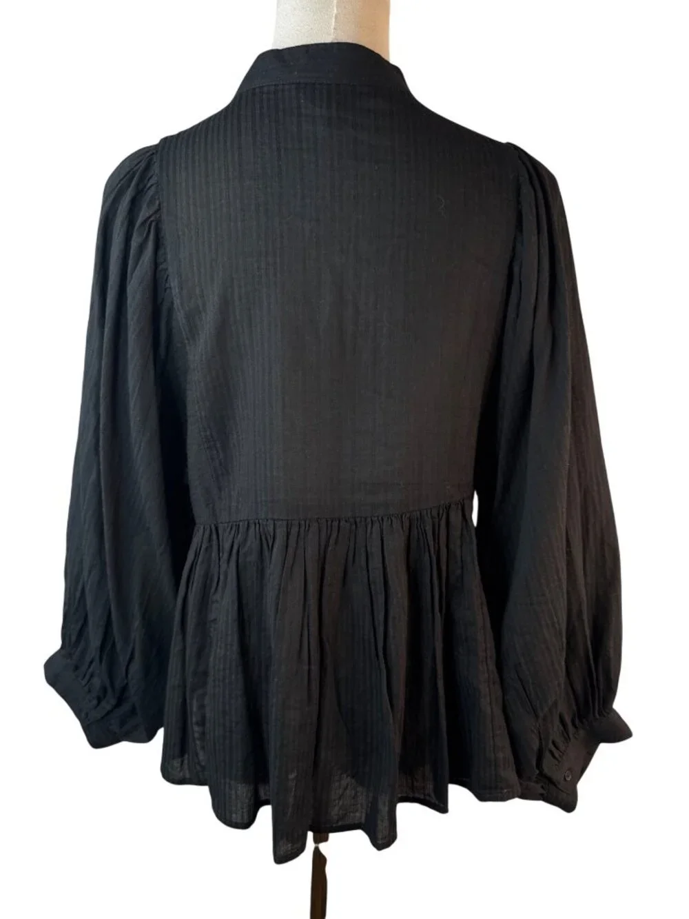 Banana Republic lightweight breathable